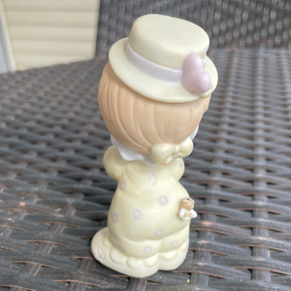 Precious Moments #12238/D” Clown Figurine (1984) - Picture 5 of 15